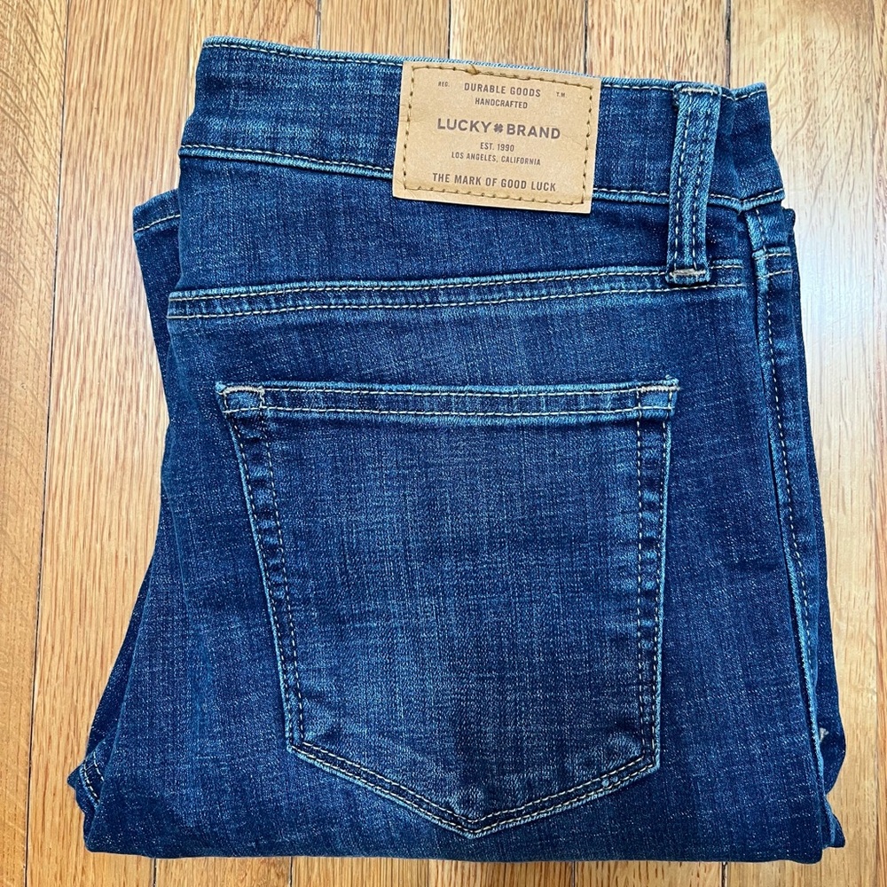 Women’s Lucky Brand Size 6 jeans